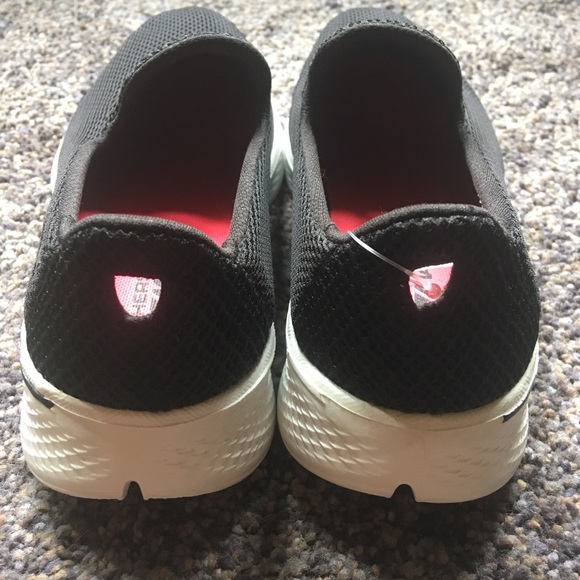 NWT Skechers Go Walk 4 Propel - Picture 15 of 16